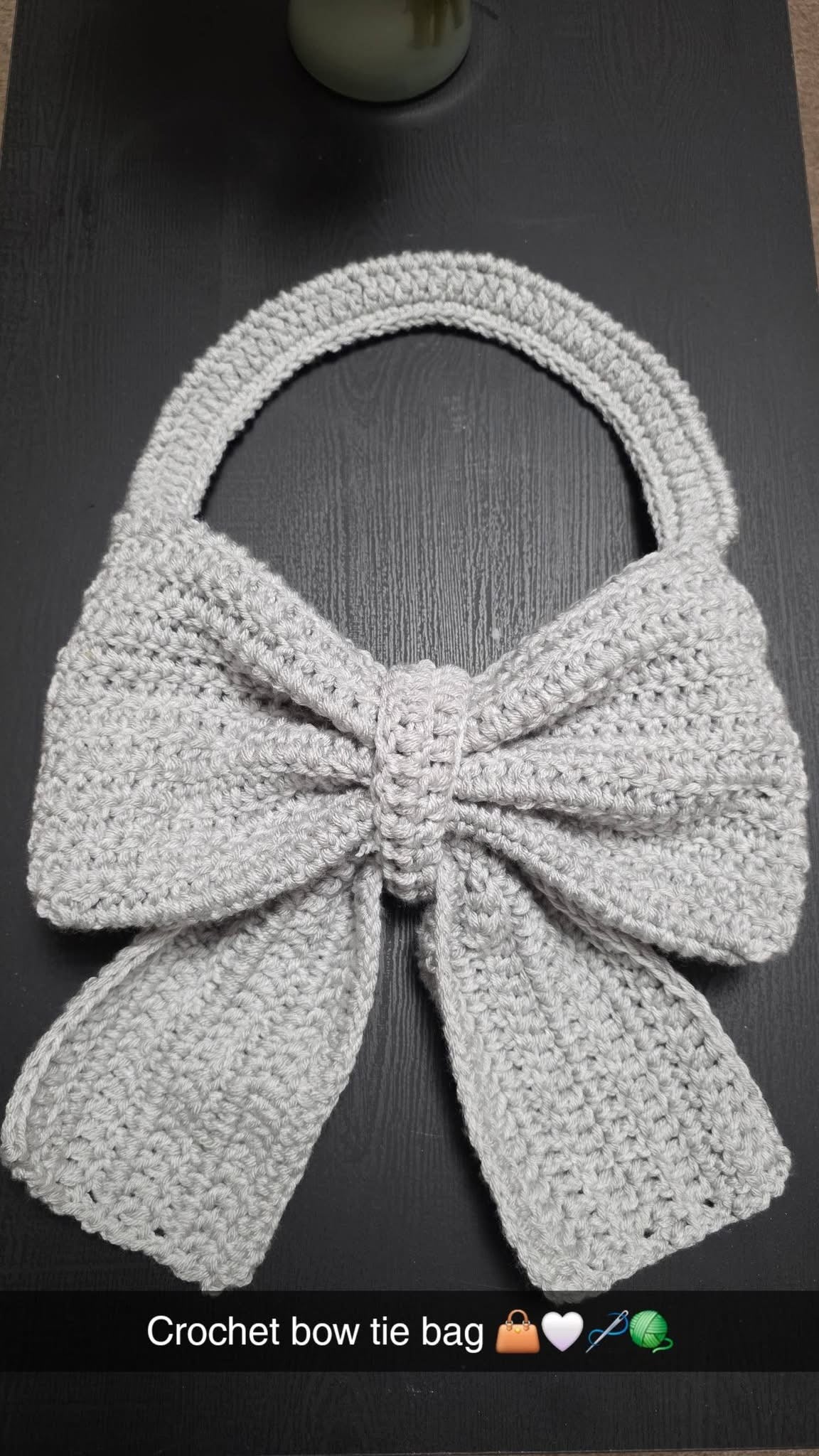 Crochet bow tie bag